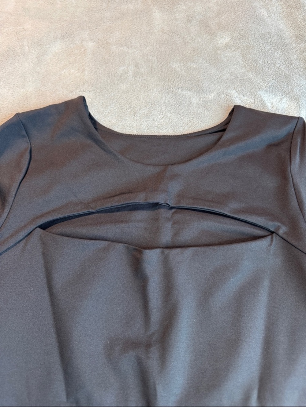 NWT Blackmilk Matte LS Peephole Top ~ LIMITED Black Size Medium - Picture 7 of 12
